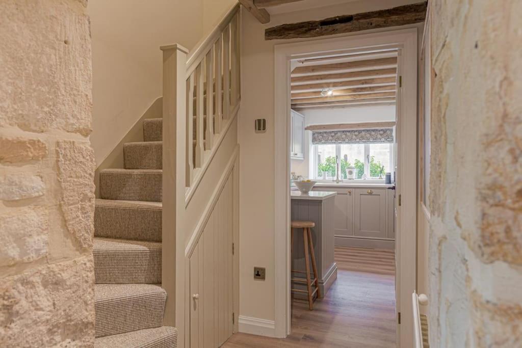 East Barn Cottage - Refurbished Barn Conversion! Weston Subedge Exterior photo