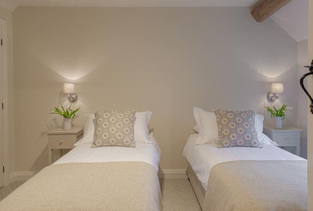 East Barn Cottage - Refurbished Barn Conversion! Weston Subedge Exterior photo